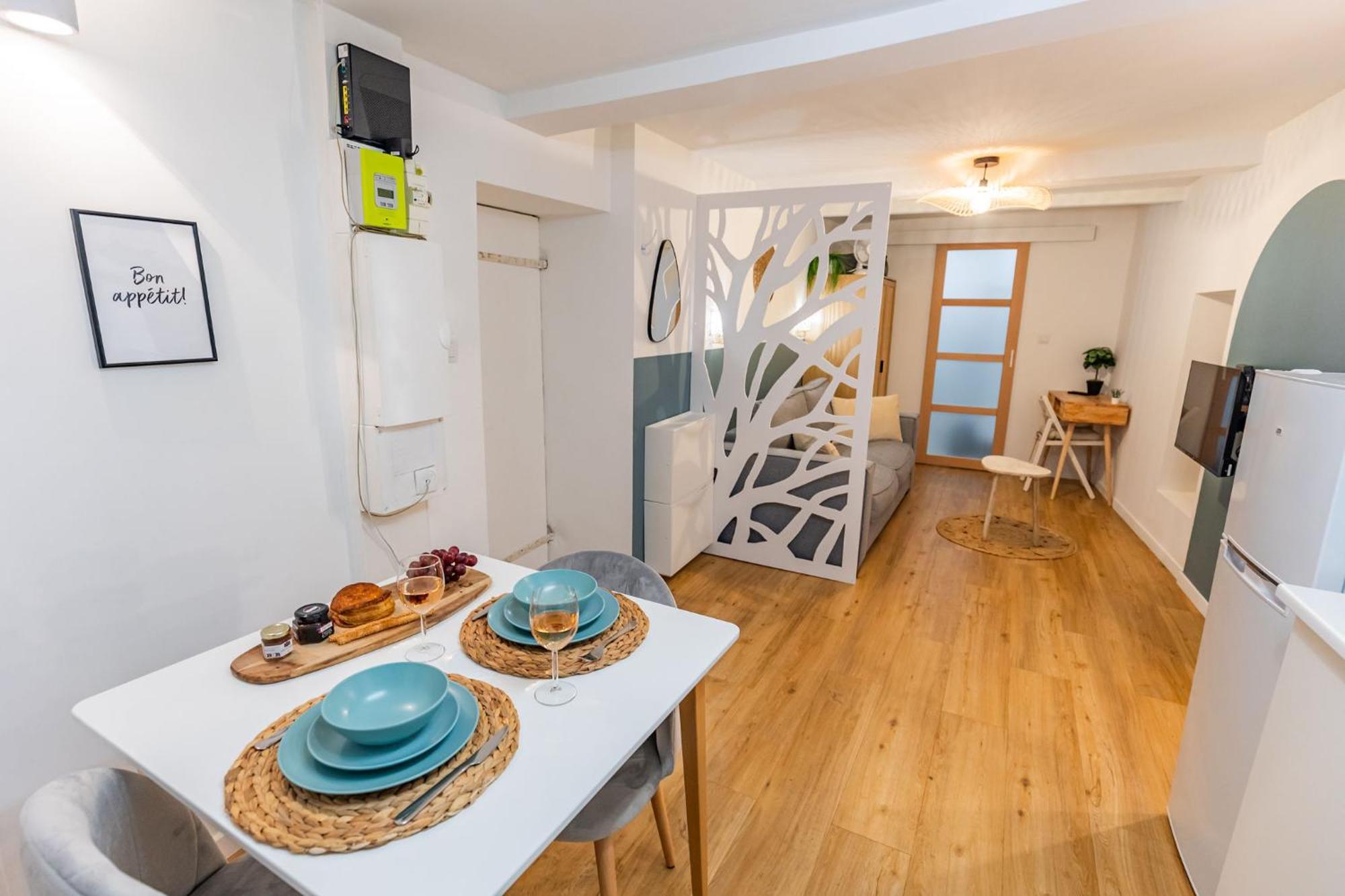 Studio Cozy Centre Avec Parking Grasse Bagian luar foto