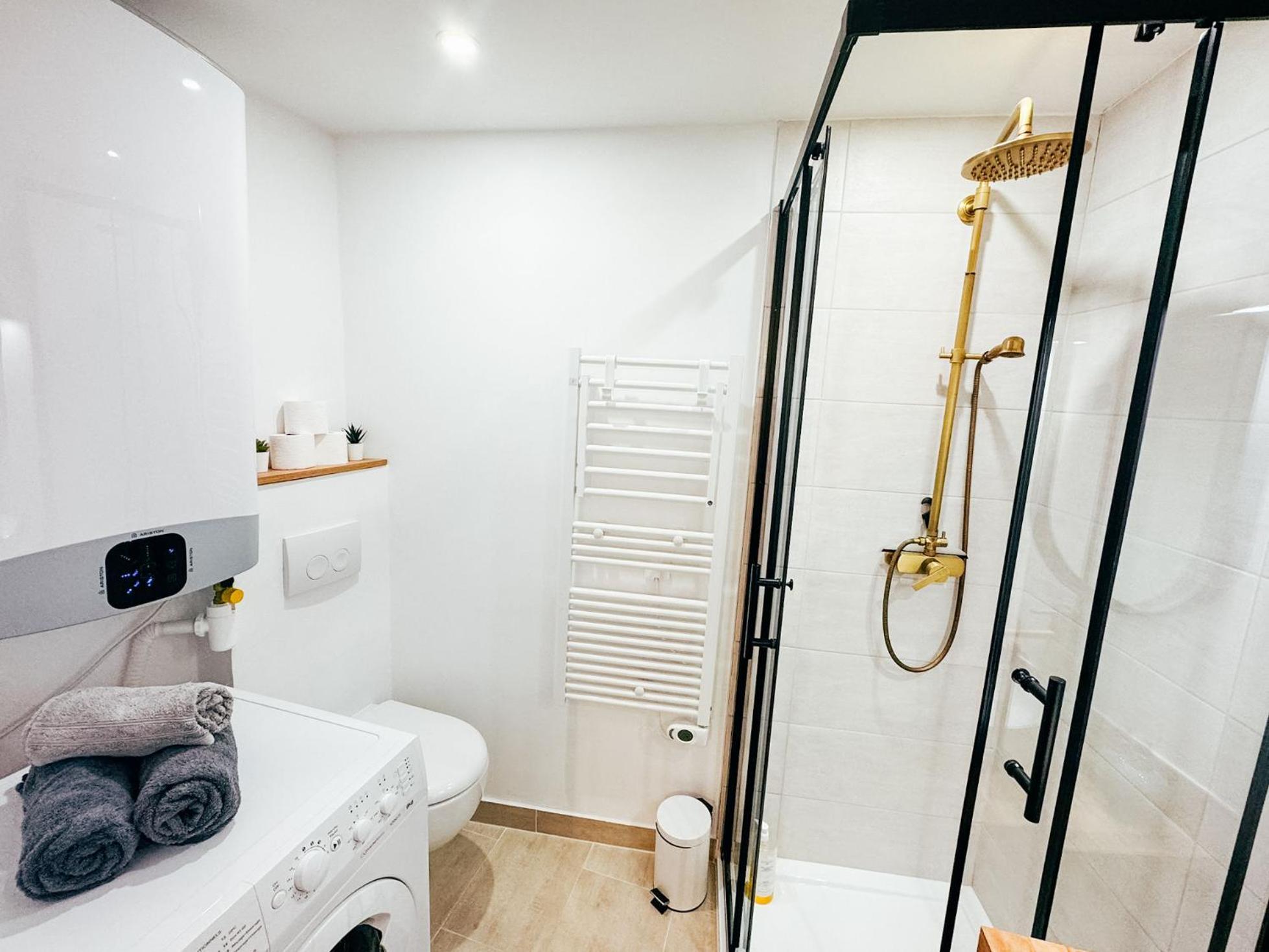 Studio Cozy Centre Avec Parking Grasse Bagian luar foto